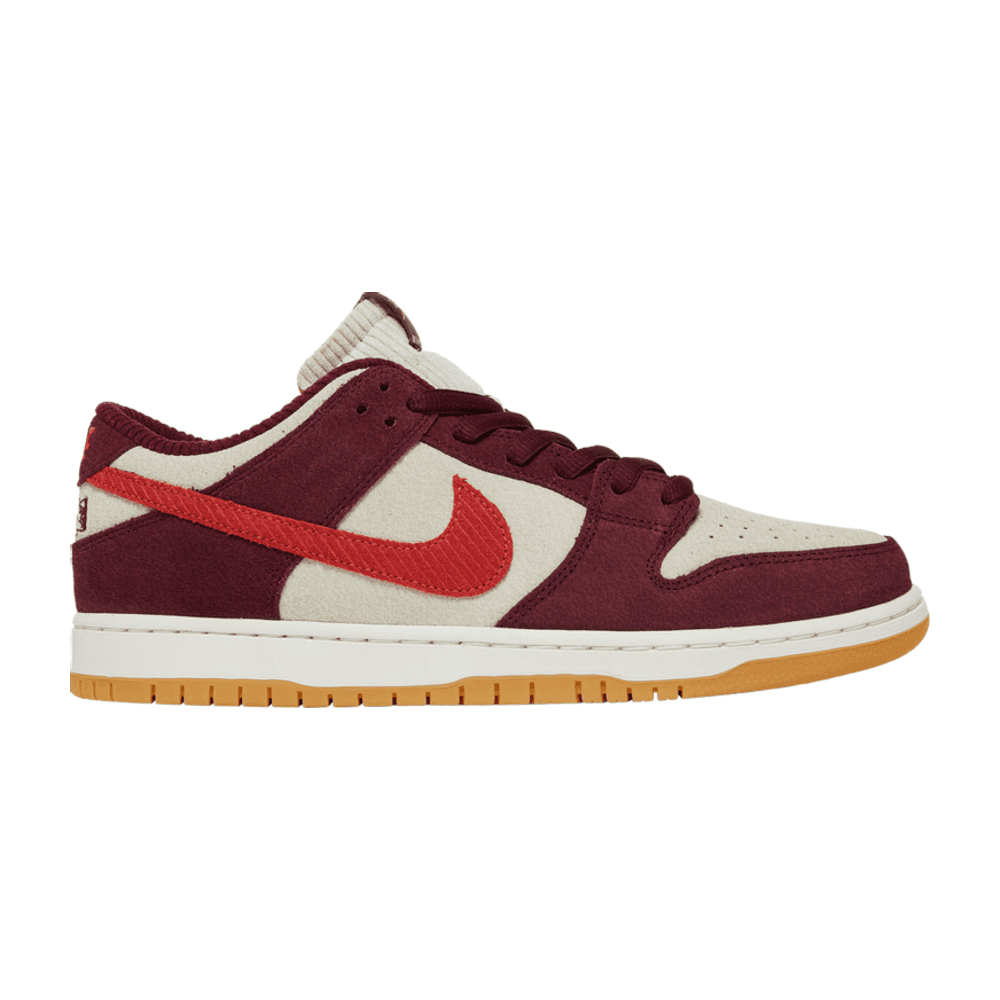 TENIS NIKE SB DUNK LOW SKATE LIKE A GIRL